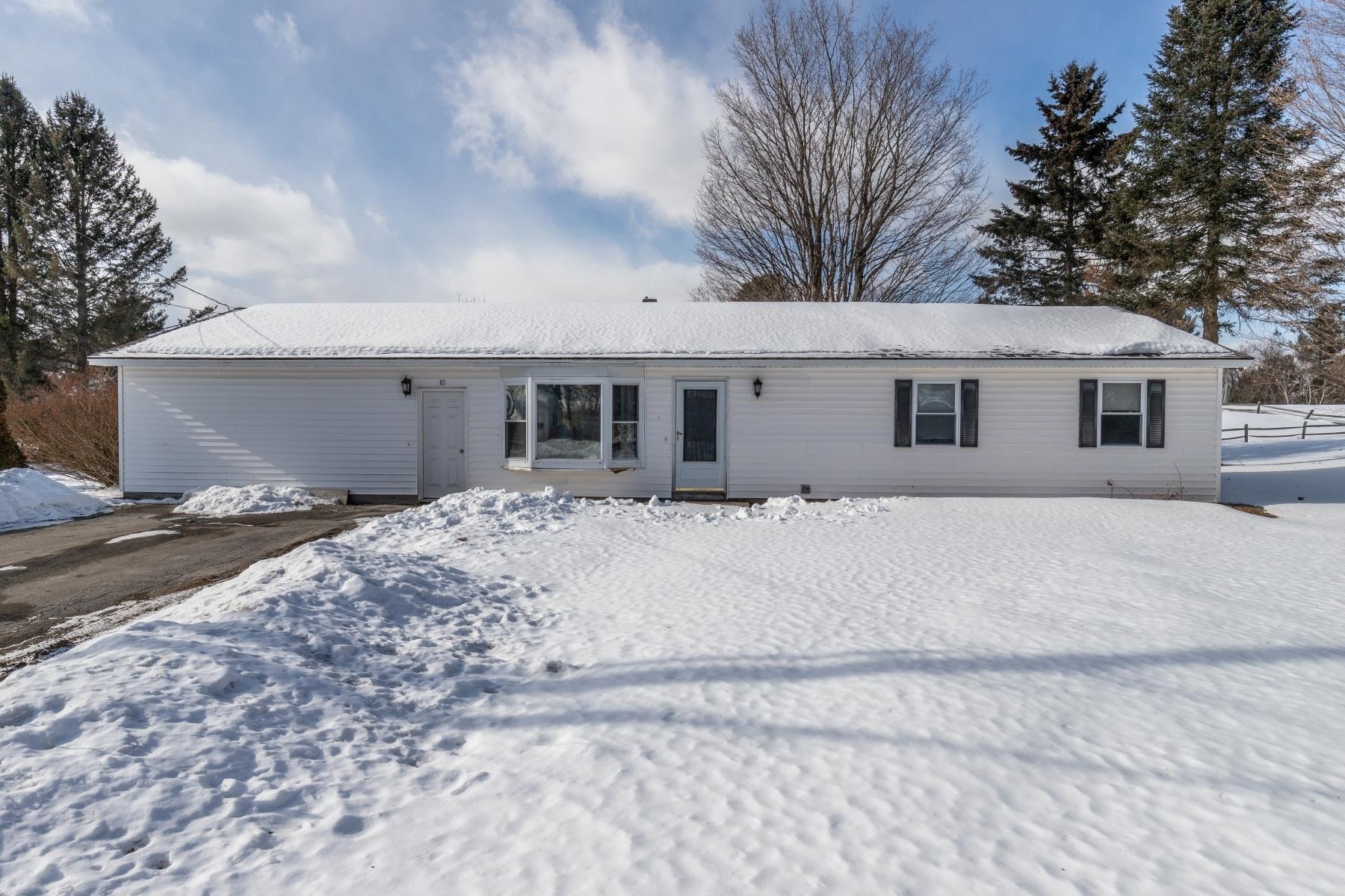 Property Photo: 10 East Street Extension VT 05641