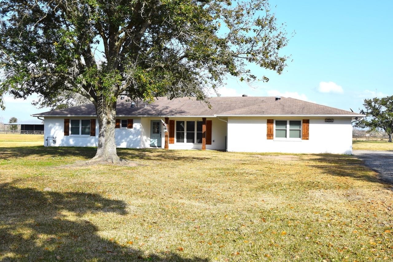 Property Photo:  12830 Hamshire Rd  TX 77622 