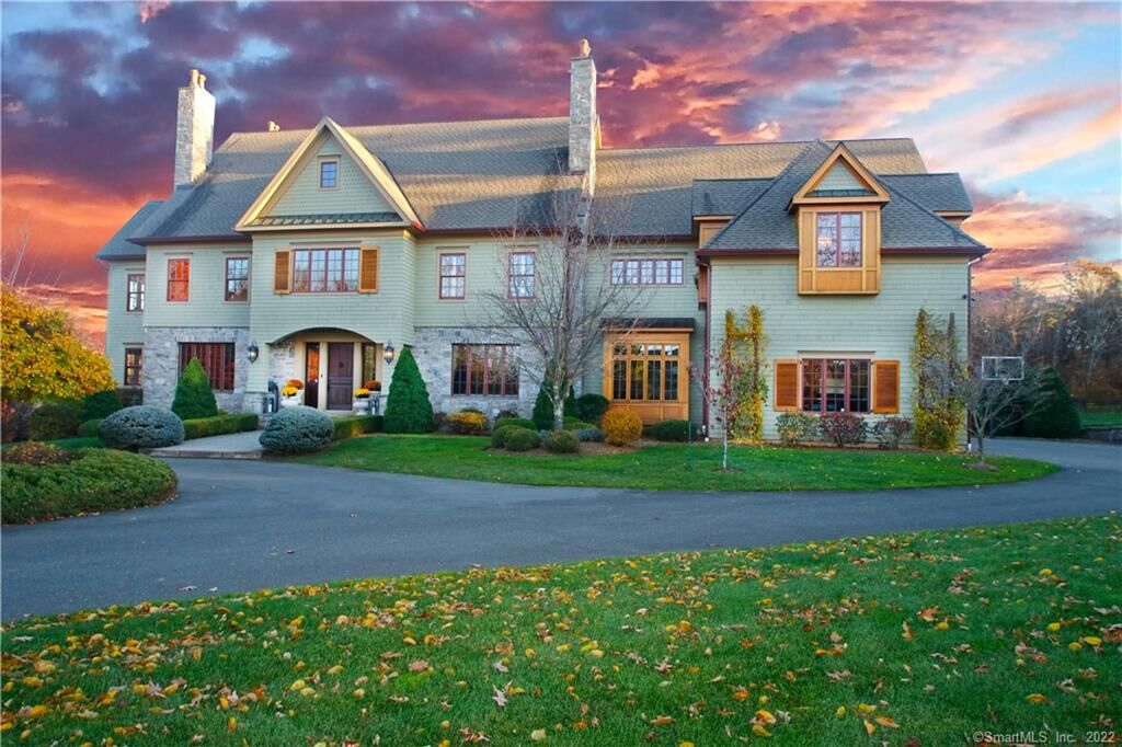 Property Photo:  11 Sky View Drive  CT 06001 