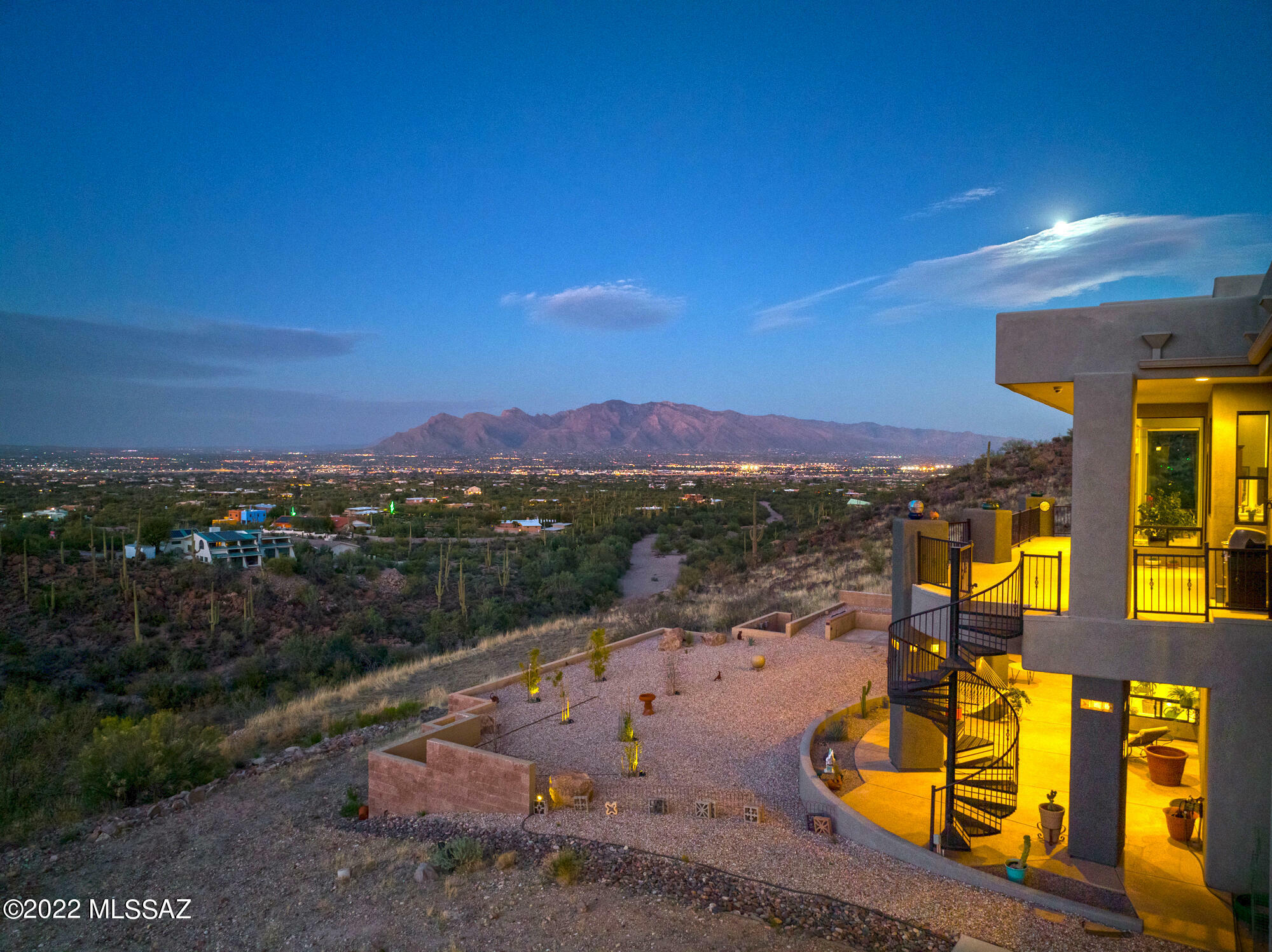 Property Photo:  4350 W Camino De Venias  AZ 85745 