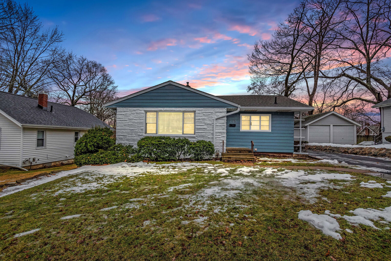 Property Photo:  745 Lawrence Street  MI 49203 