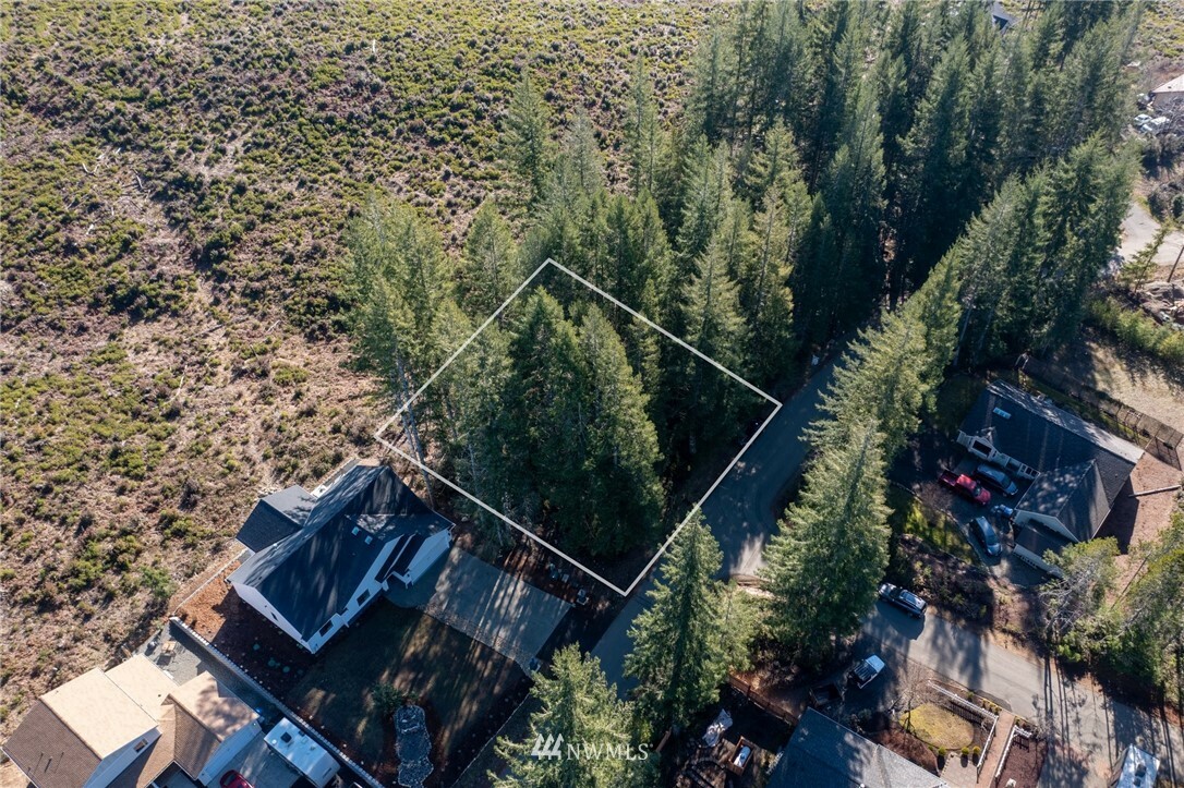 Property Photo:  131 E Hemlock Lane  WA 98592 