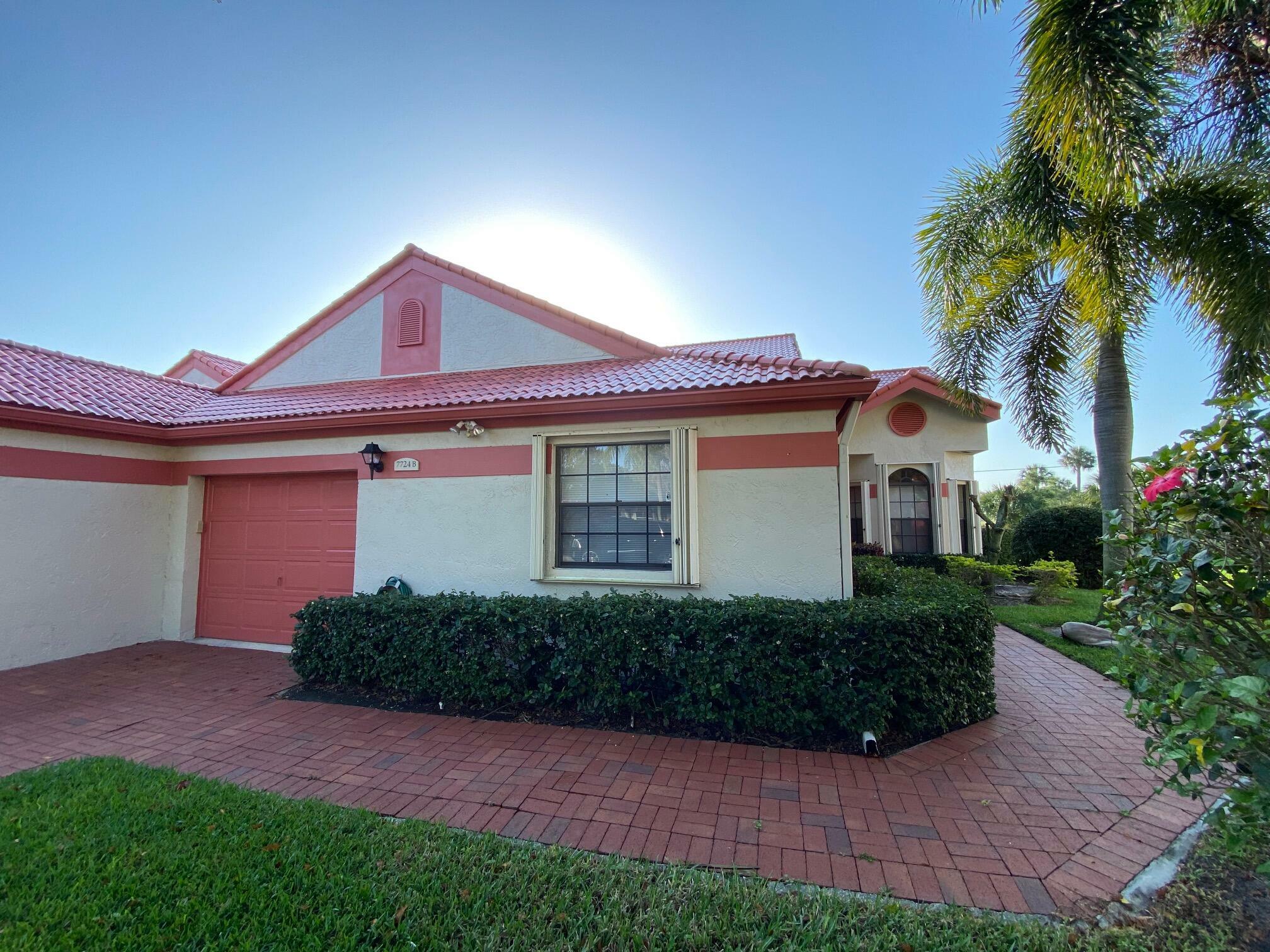 Property Photo:  7724 Lexington Club Boulevard B  FL 33446 