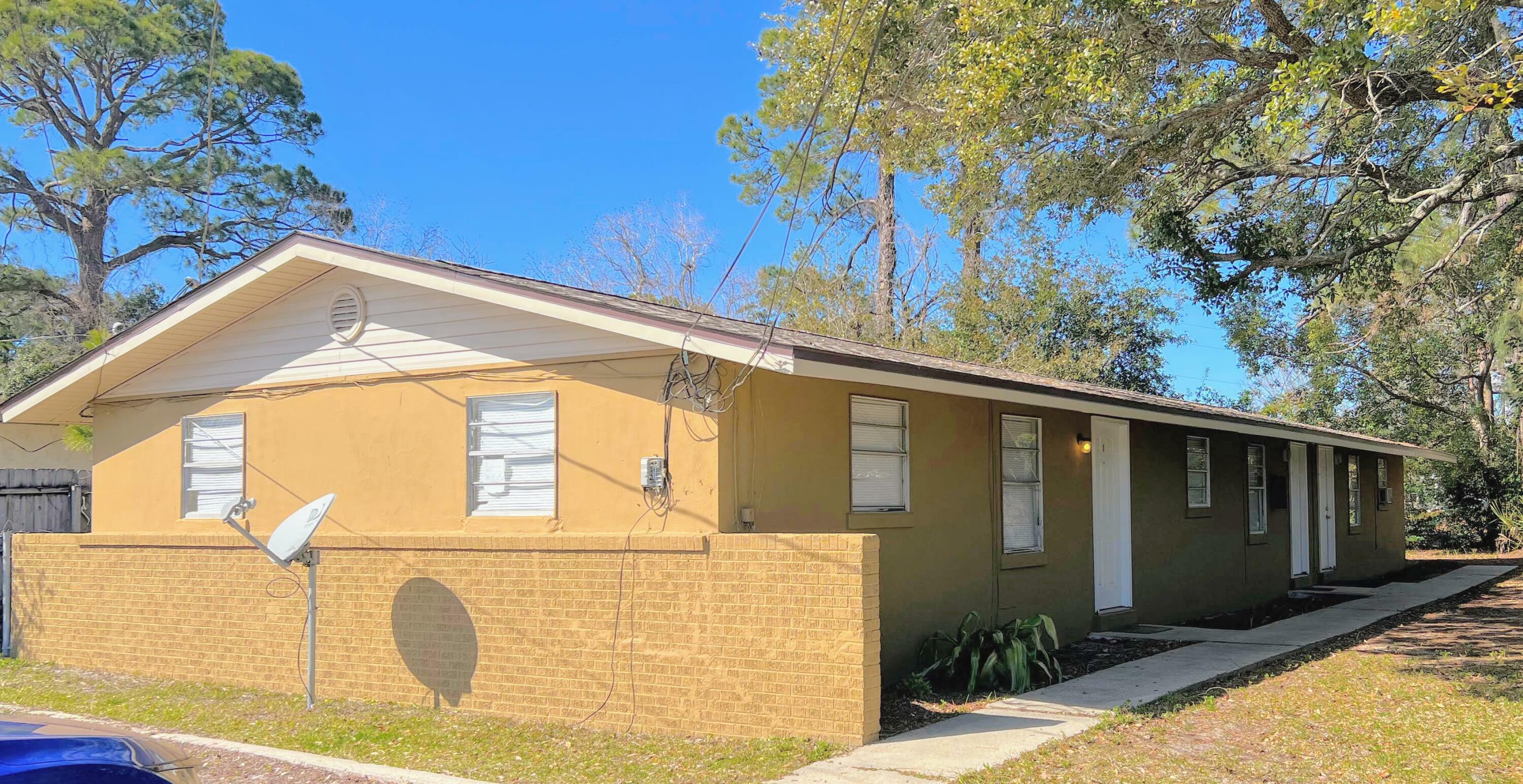 Property Photo:  9 McGriff Street  FL 32548 