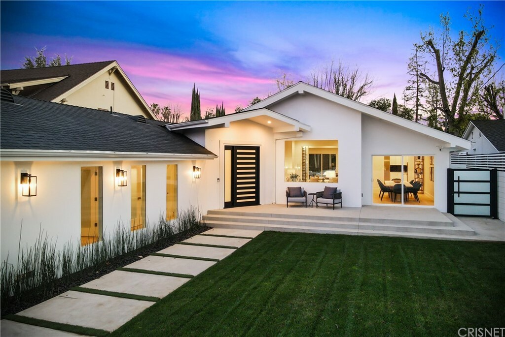 Property Photo: 22626 Califa Street CA 91367