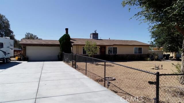 Property Photo:  22225 Kayenta Road  CA 92308 