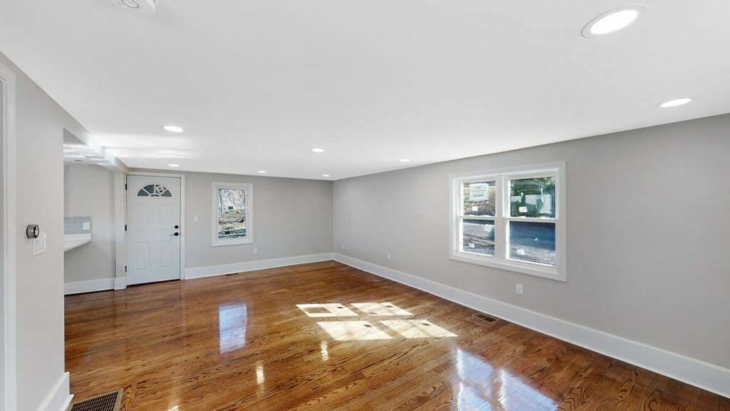 Property Photo:  1 1st Ave  MA 01844 