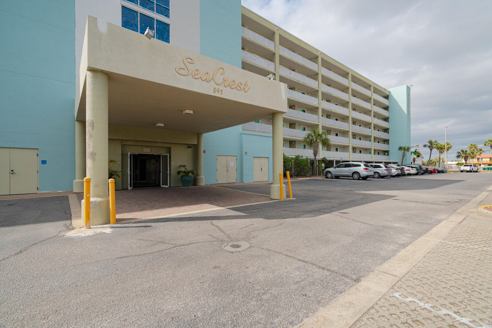 Property Photo: 895 Santa Rosa Boulevard 410 FL 32548