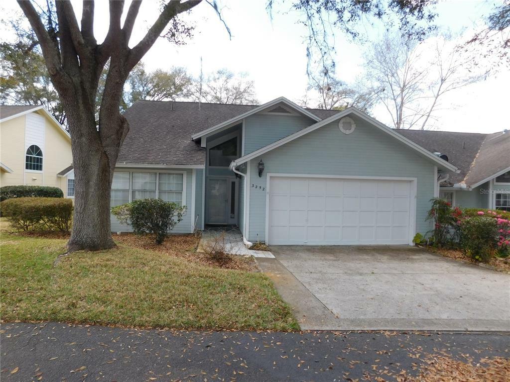 Property Photo:  3252 NW 103rd Drive  FL 32606 