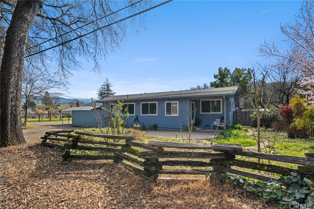 861 Lake Mendocino Drive  Ukiah CA 95482 photo