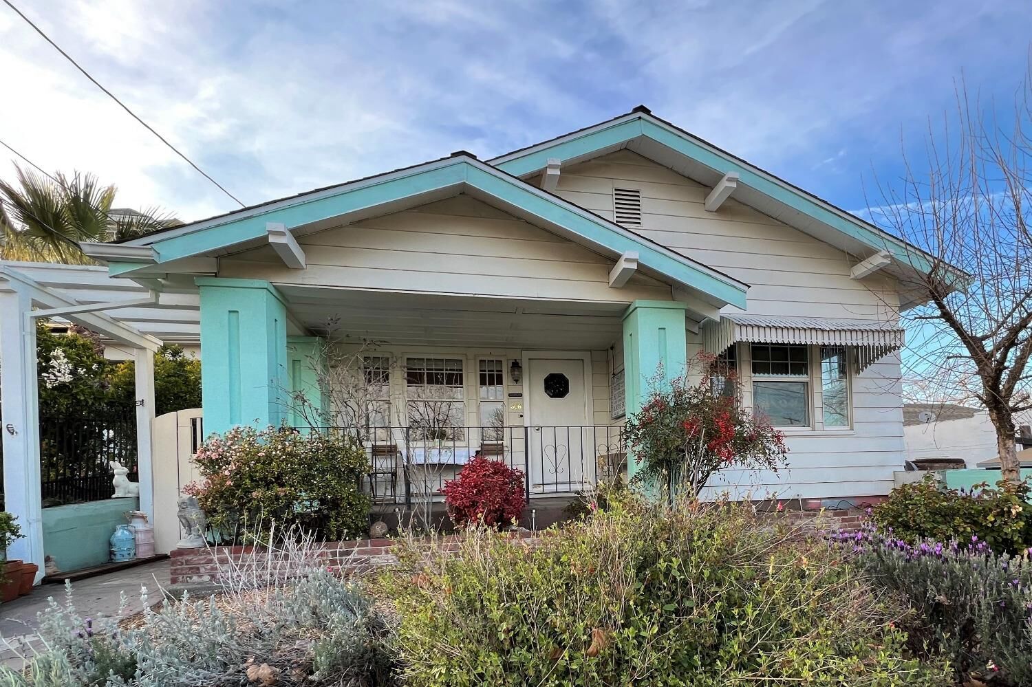 Property Photo:  308 Berkeley Avenue  CA 95678 