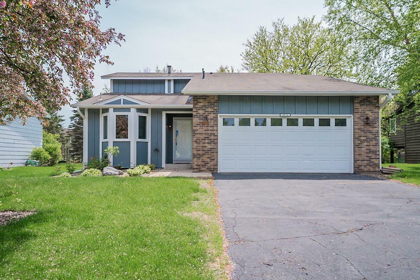 Property Photo:  10751 Jackson Drive  MN 55347 