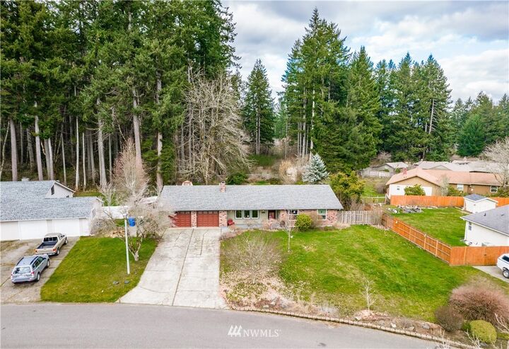 Property Photo: 2918 Riverlea Drive SE WA 98501