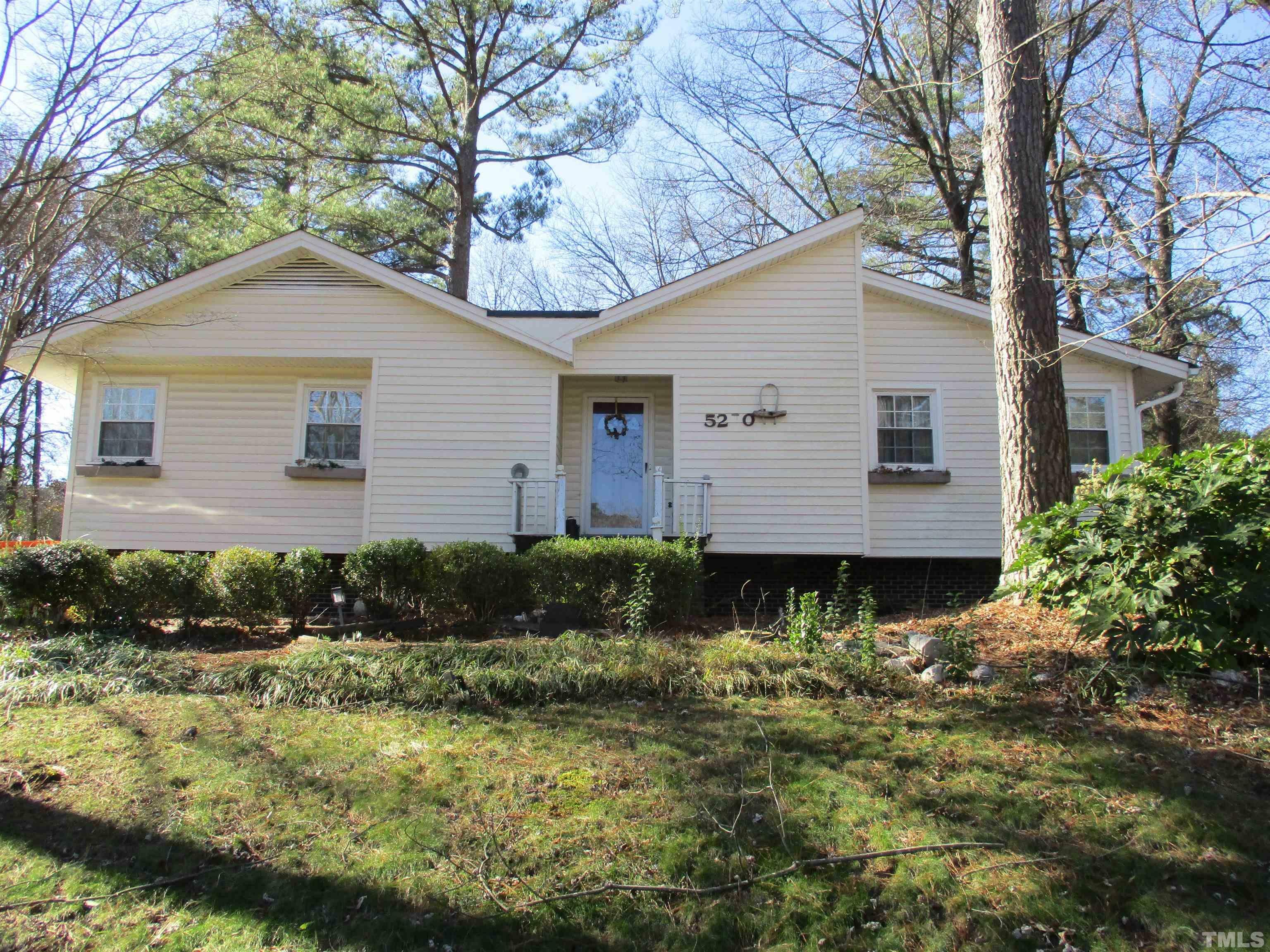 Property Photo:  5220 Old Forge Circle  NC 27609 