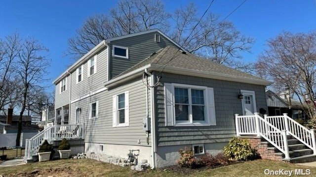 333 S 4th Street  Lindenhurst NY 11757 photo