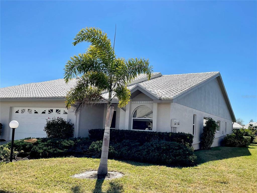 Property Photo:  5390 Kelly Drive  FL 34233 