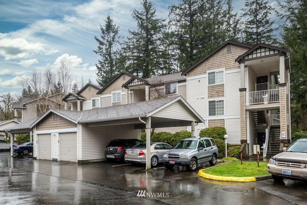 25235 SE Klahanie Boulevard C104  Sammamish WA 98029 photo