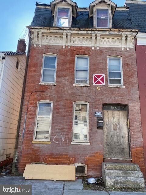 Property Photo: 38 E South Street PA 17401