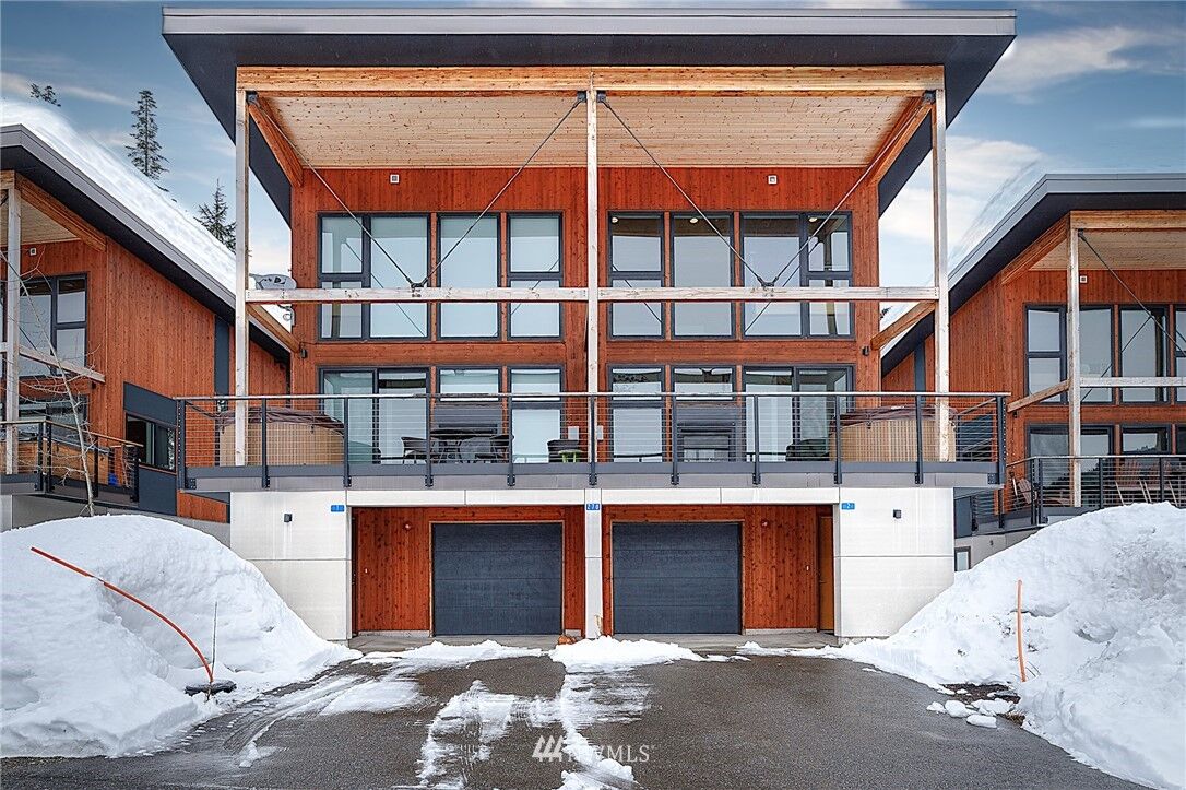 Property Photo:  270 Pass Life Way  WA 98068 