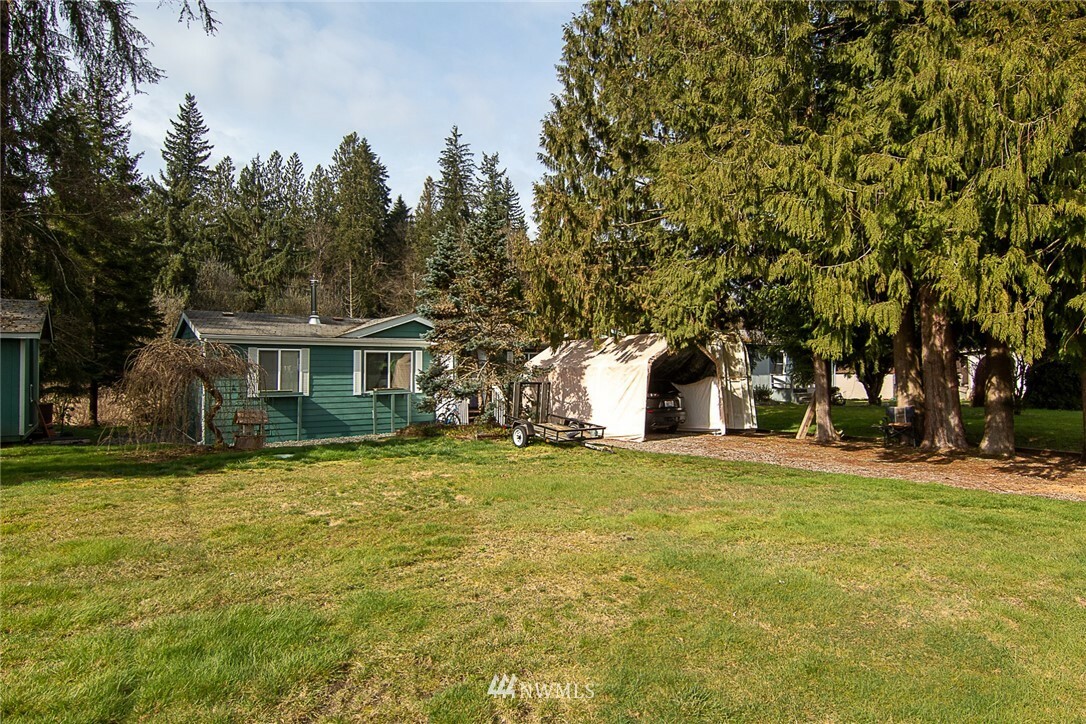 Property Photo:  11302 172nd Drive NE  WA 98252 