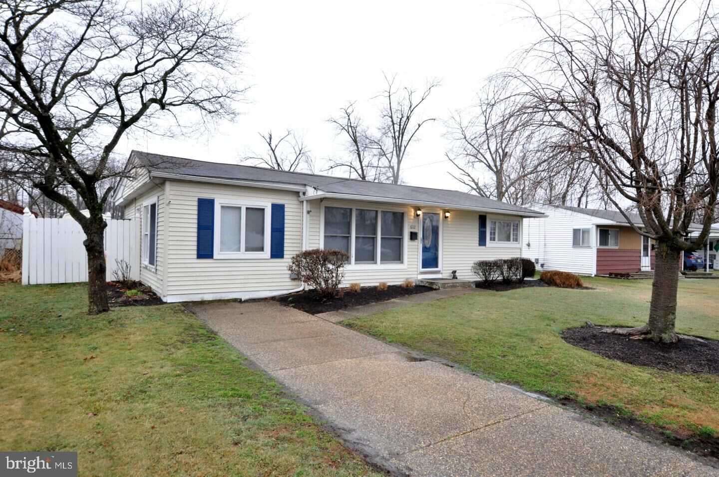 Property Photo:  632 Windsor Avenue  NJ 08052 