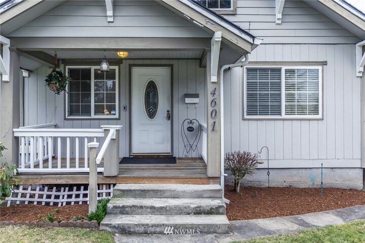 Property Photo: 4601 N 19th Street WA 98406