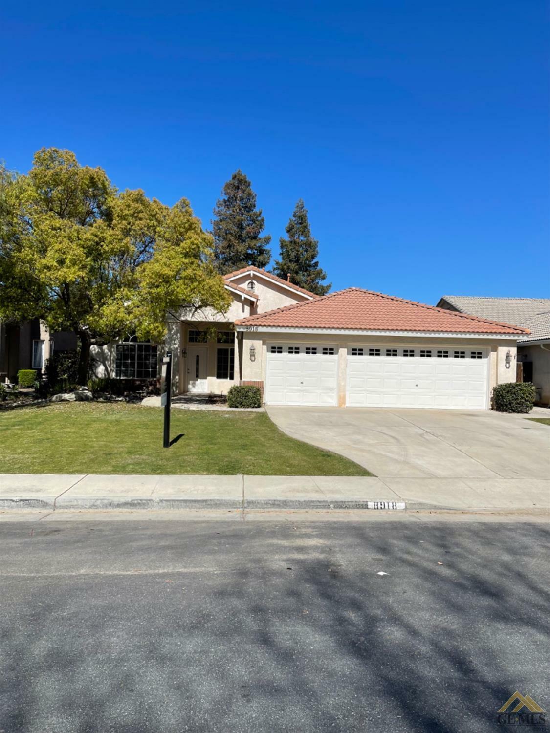 Property Photo:  8918 Red River Court  CA 93312 