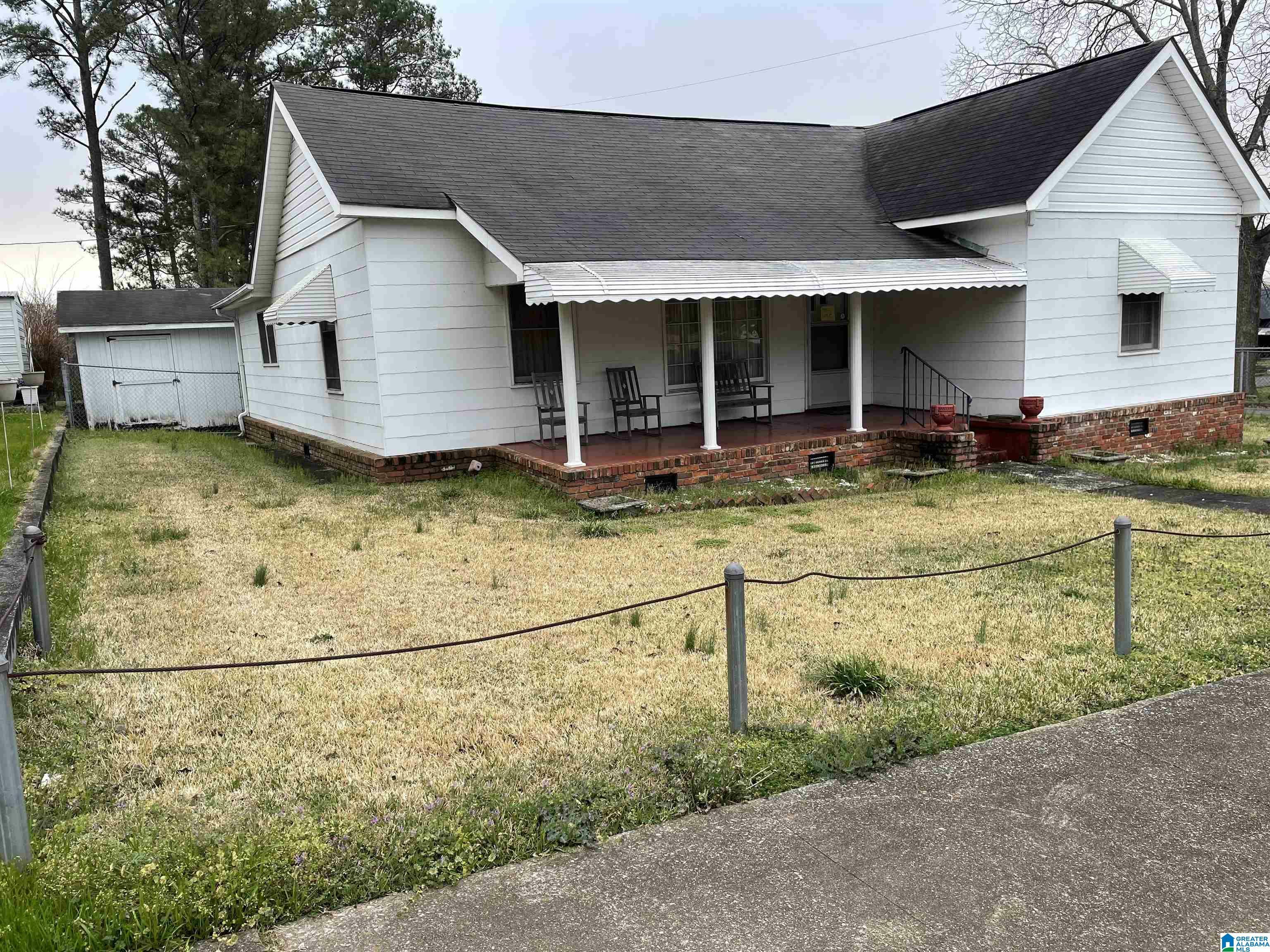 1313 Pine Avenue  Anniston AL 36201 photo