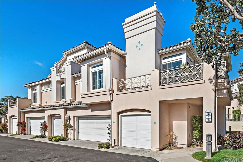 Property Photo:  88 Shorebreaker Drive  CA 92677 