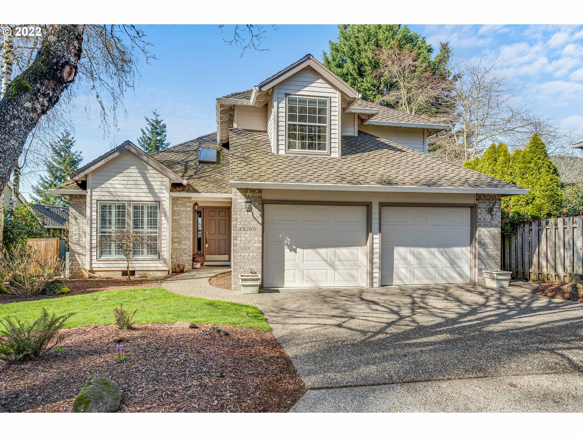 13700 Provincial Hill Dr  Lake Oswego OR 97035 photo