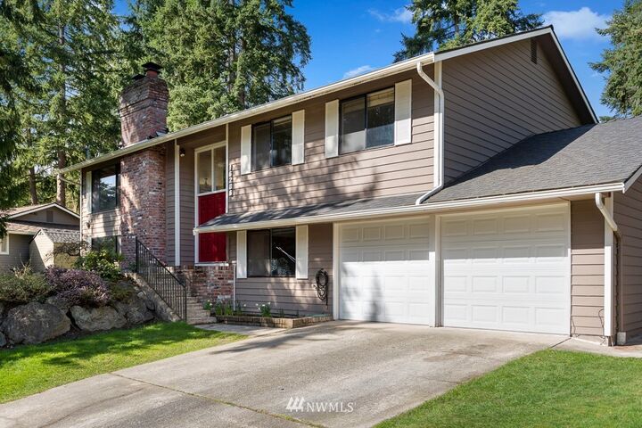 Property Photo:  16286 SE 31st Street  WA 98008 