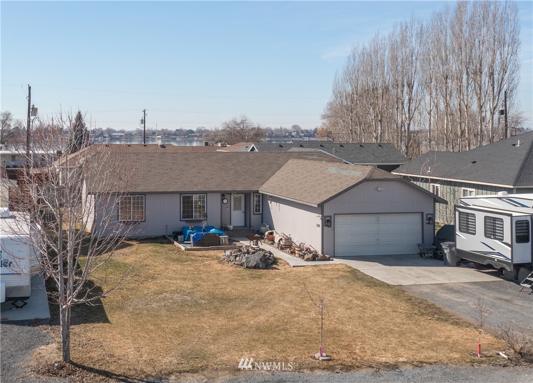 Property Photo: 2278 Gladys Lane NE WA 98837