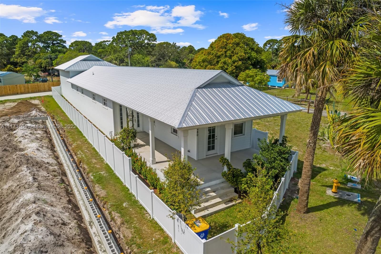 Property Photo:  4980 SE Railway Ave  FL 34997 