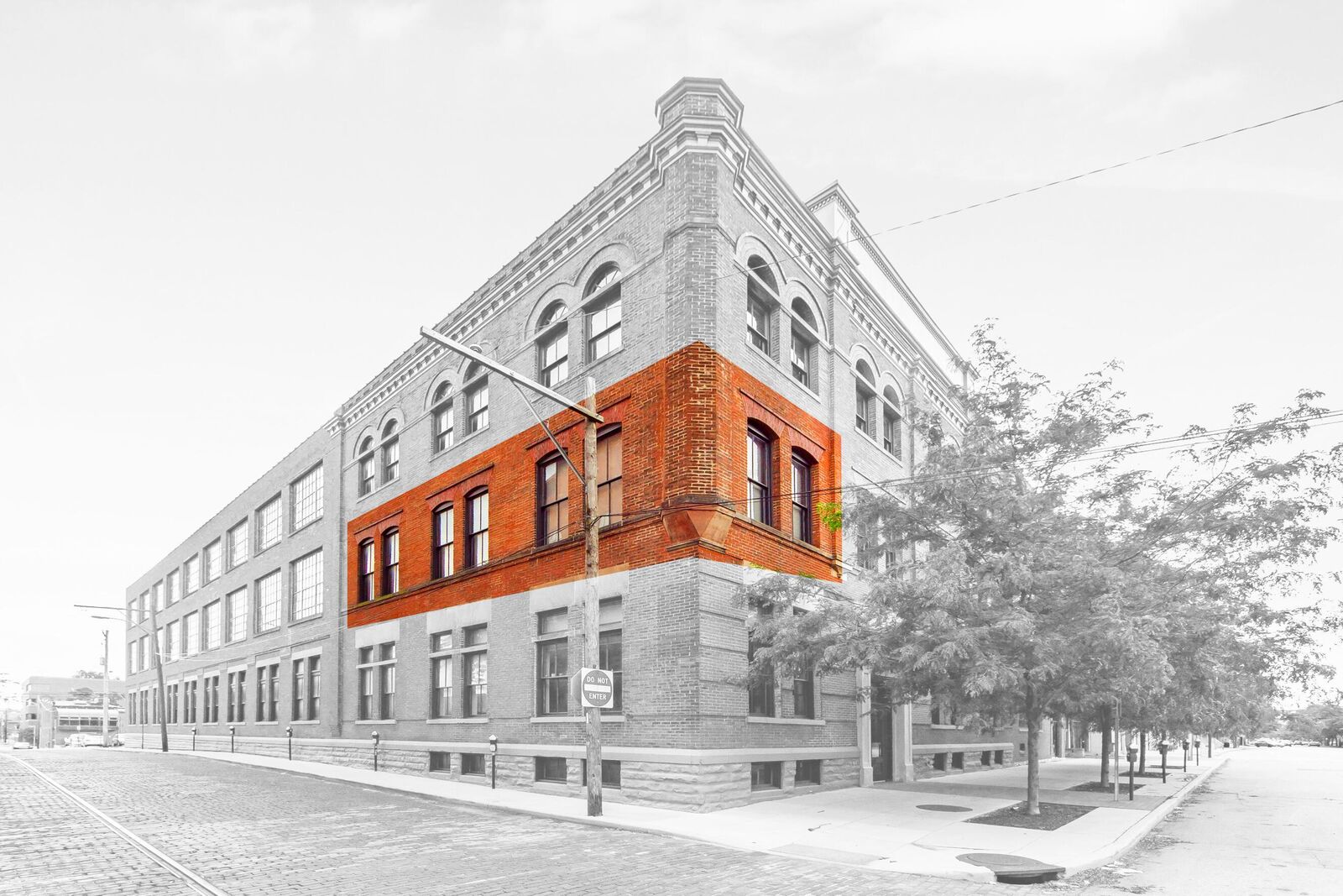 Property Photo: 570 S Front Street OH 43215