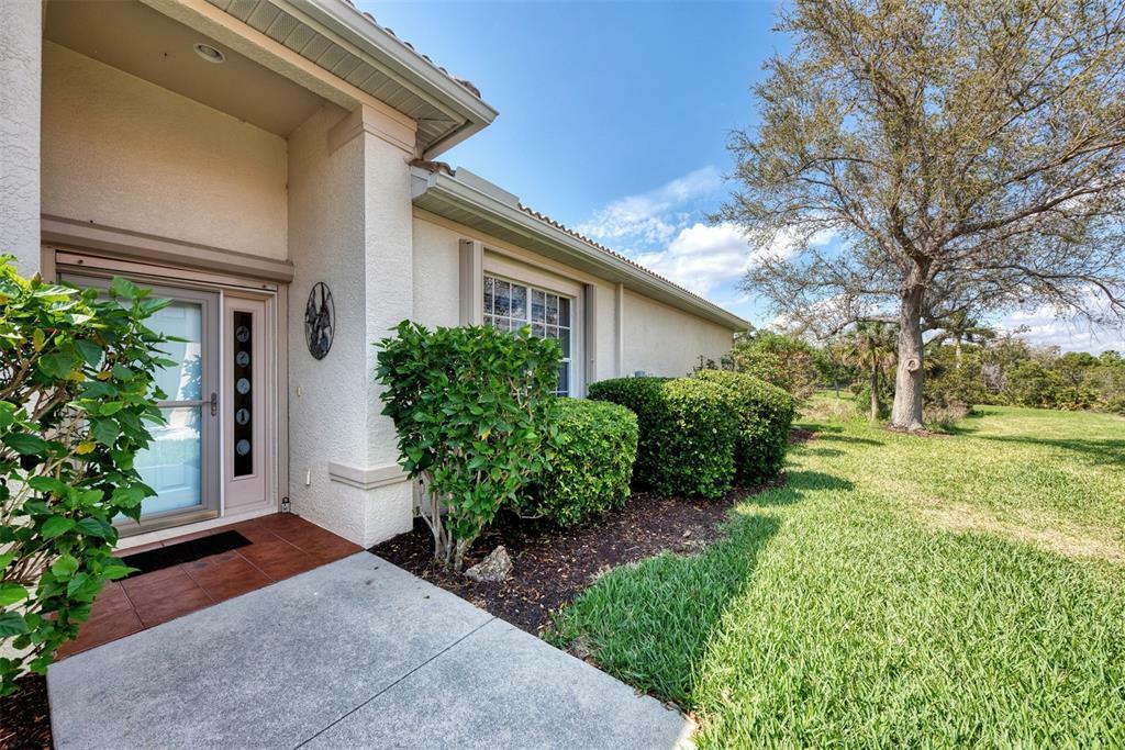 Property Photo:  13546 Eagle Pointe Drive  FL 33953 