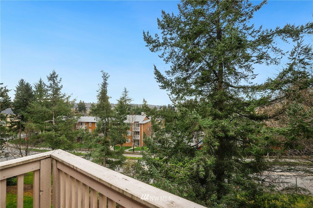 Property Photo:  14210 NE 181st Place M301  WA 98072 