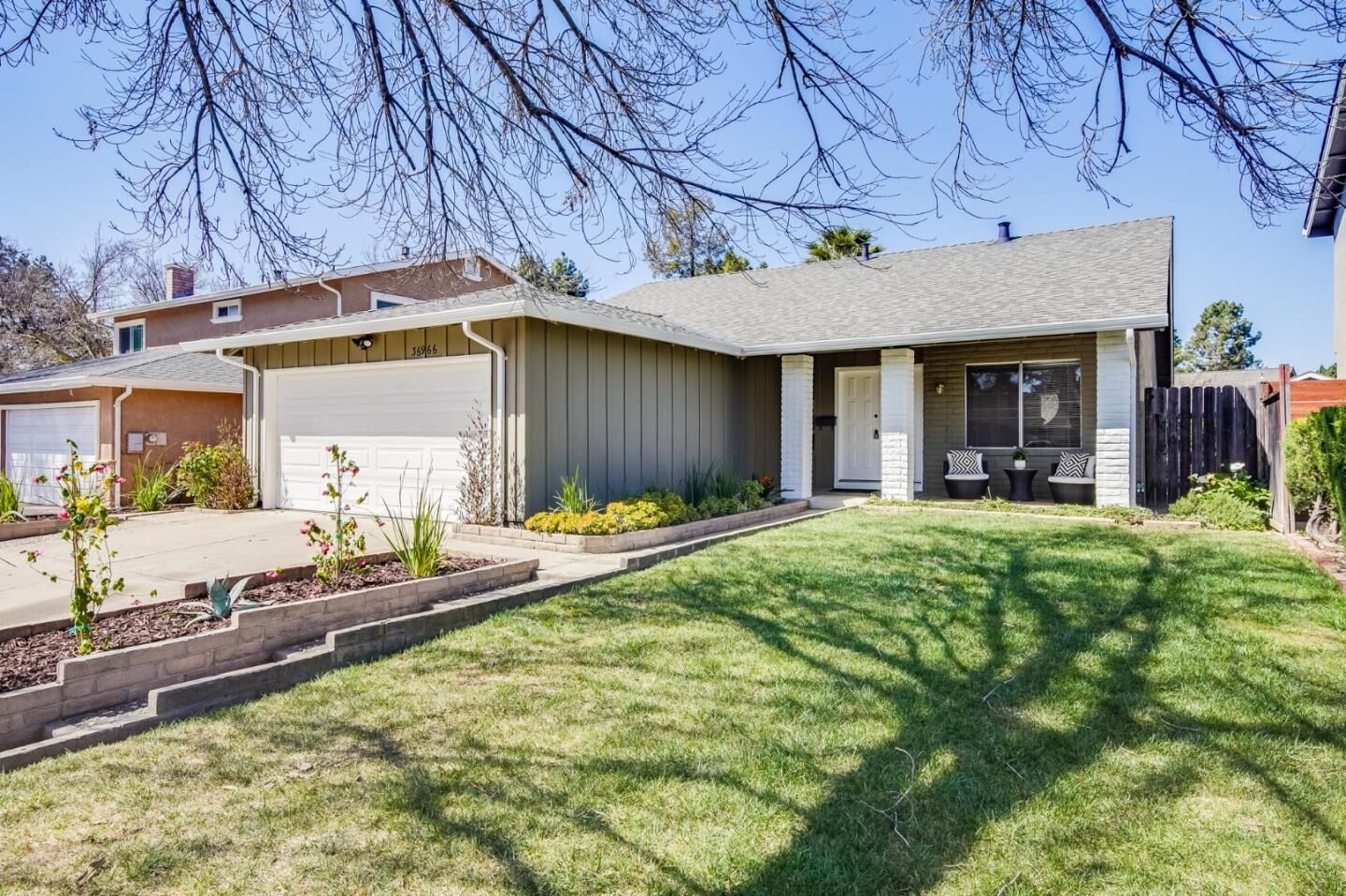 Property Photo:  36966 Reynolds Drive  CA 94536 