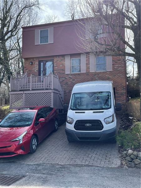 Property Photo: 1536 Rose Ave PA 15129
