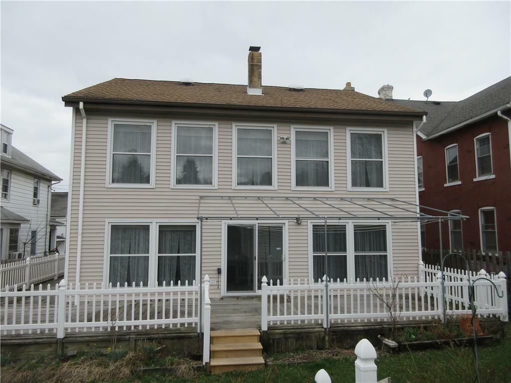 Property Photo:  1044 East Gordon Street  PA 18109 