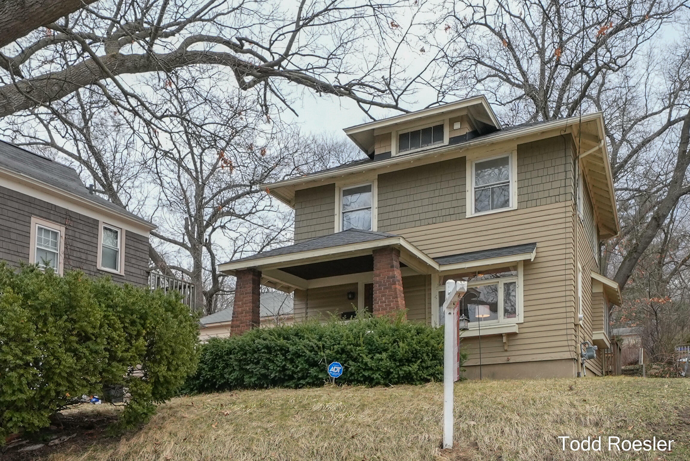 Property Photo:  1722 Kalamazoo Avenue SE  MI 49507 