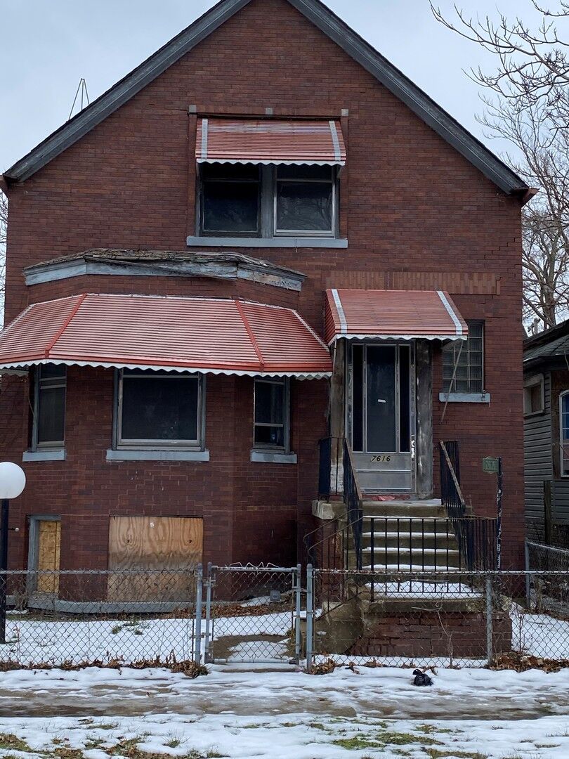 Property Photo:  7616 S Langley Avenue  IL 60619 