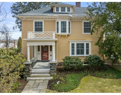 Property Photo:  35 Hillside Terrace  MA 02478 