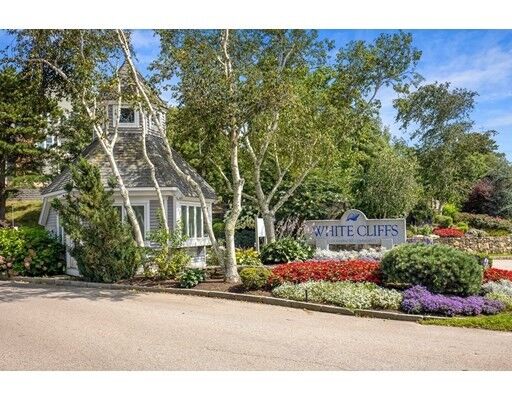 Property Photo:  47 White Cliff Dr  MA 02360 