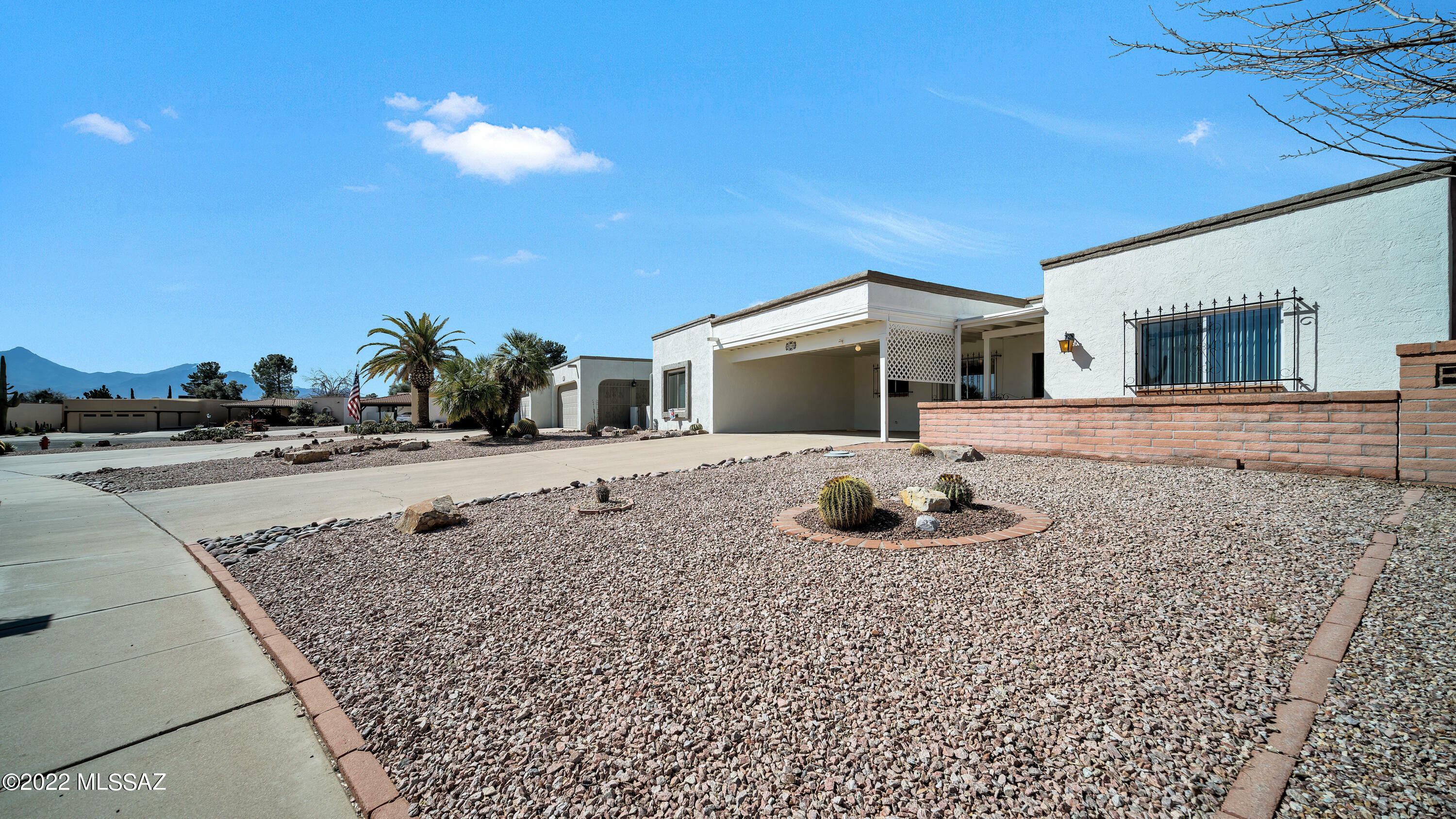 Property Photo: 210 E Paseo De Golf AZ 85614