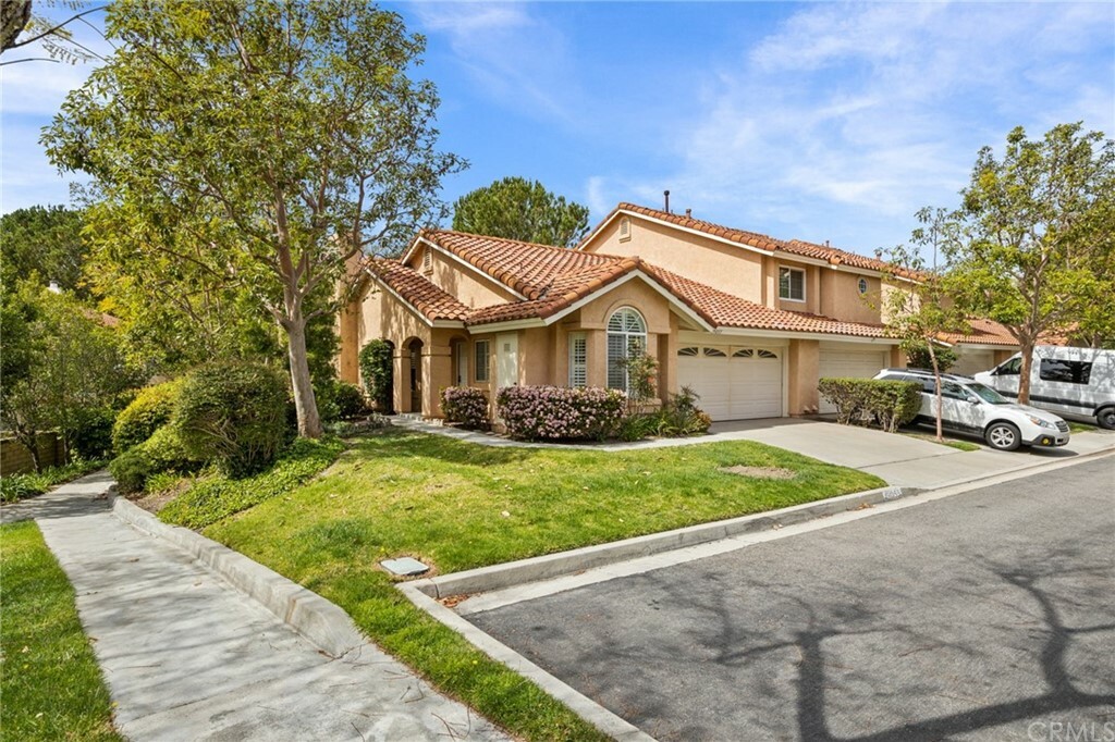 Property Photo:  19055 Canyon Cove Drive  CA 92679 