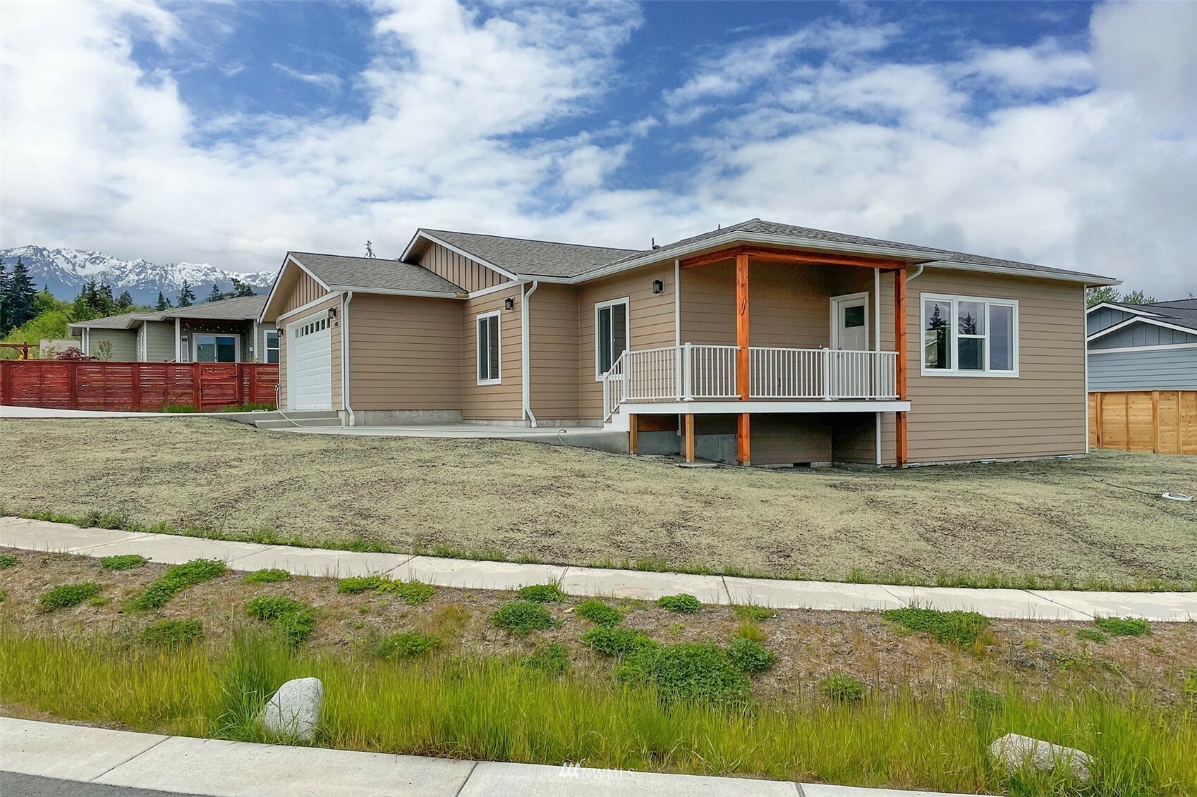 Property Photo:  1403 Rook Drive  WA 98362 