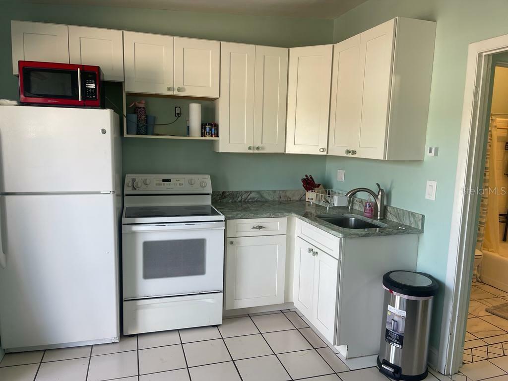 Property Photo:  490 S Orlando Avenue 10  FL 32931 