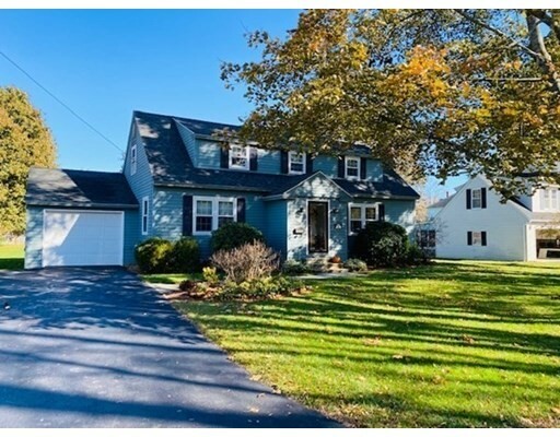 Property Photo:  26 Scarlett St  MA 01583 