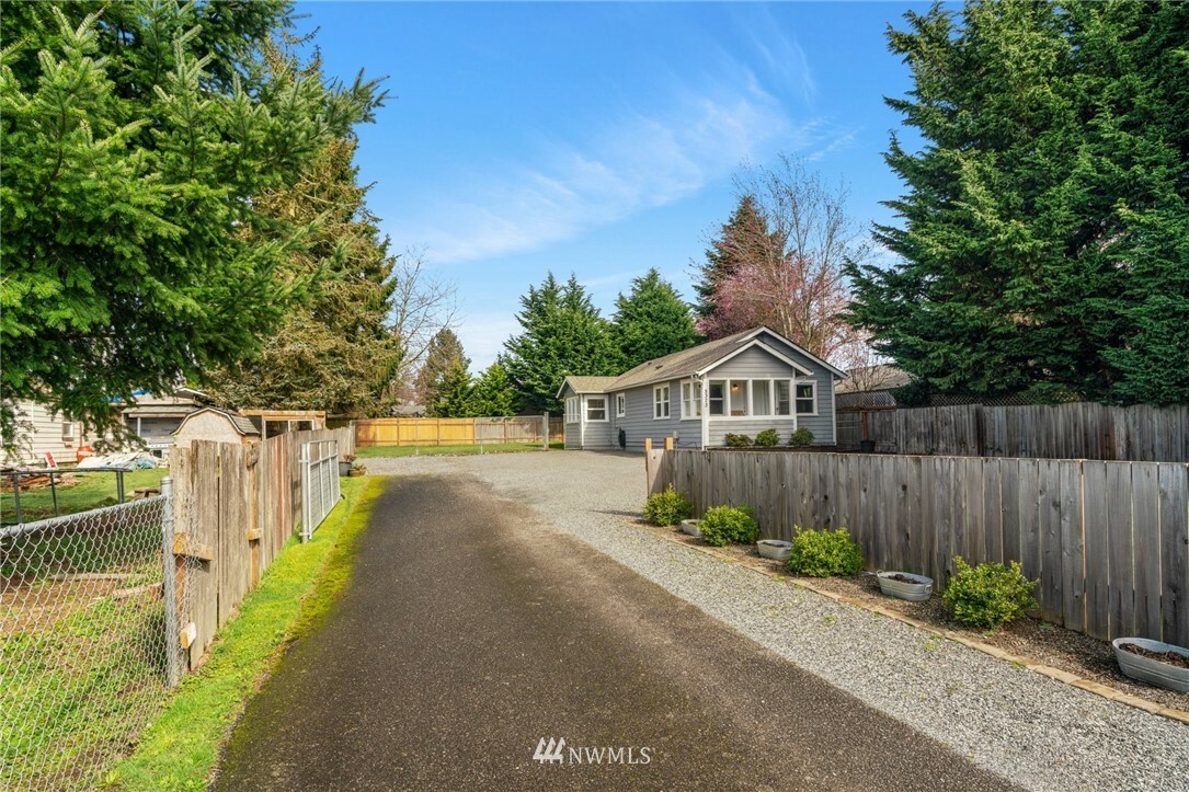 Property Photo: 5323 Sunnyside Boulevard WA 98720