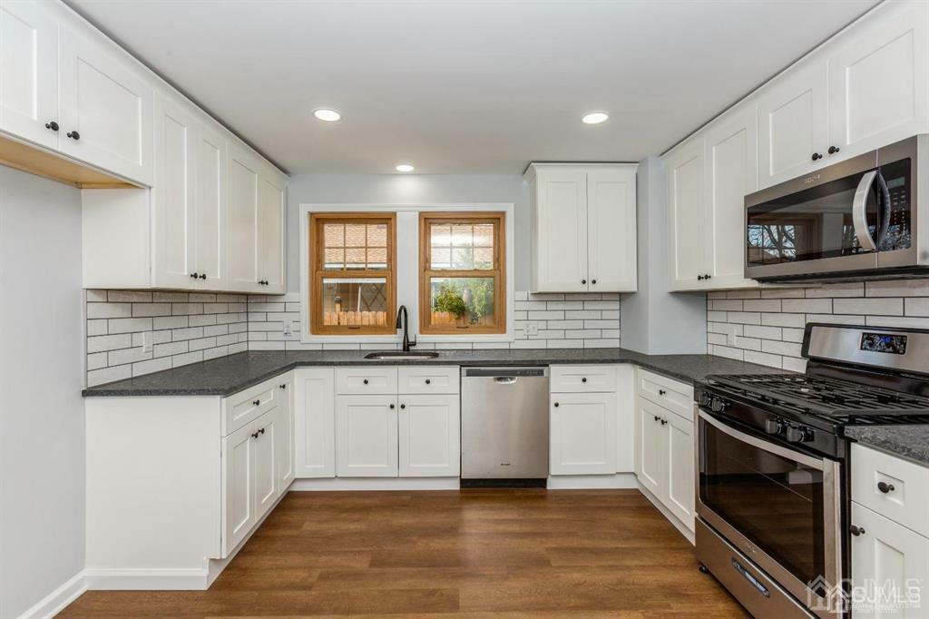 Property Photo:  401 Market Street  NJ 08846 